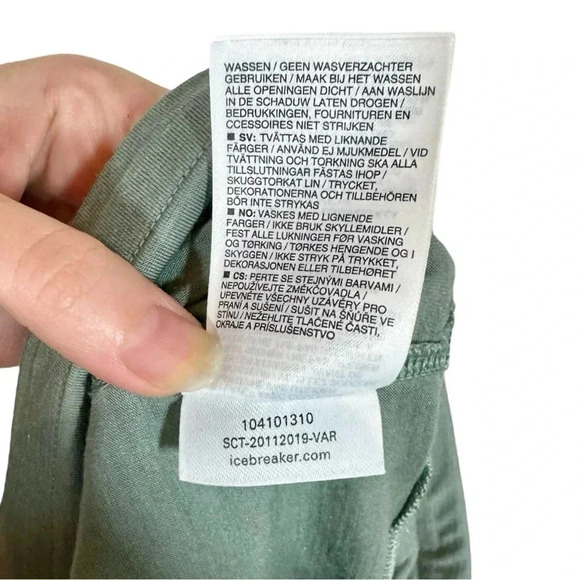 Icebreaker Cool Lite Merino Wool Yanni Skirt in Shale Green - Picture 10 of 12